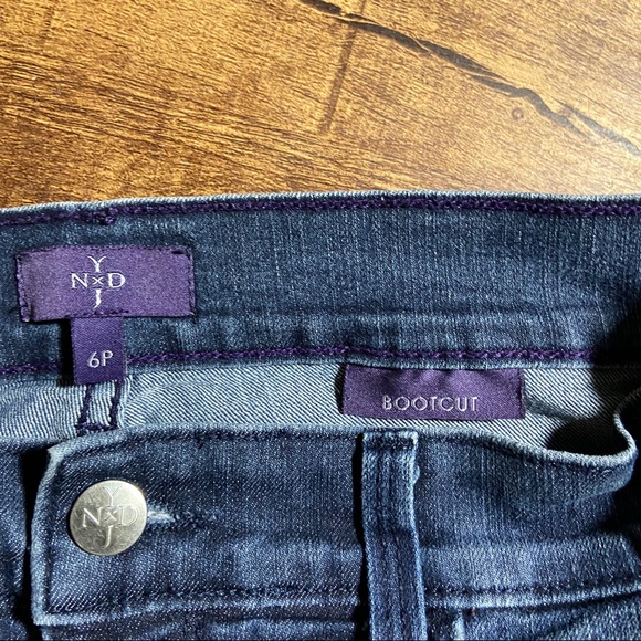 NYDJ Bootcut Denim Blue Jeans Size 6P - Picture 2 of 5
